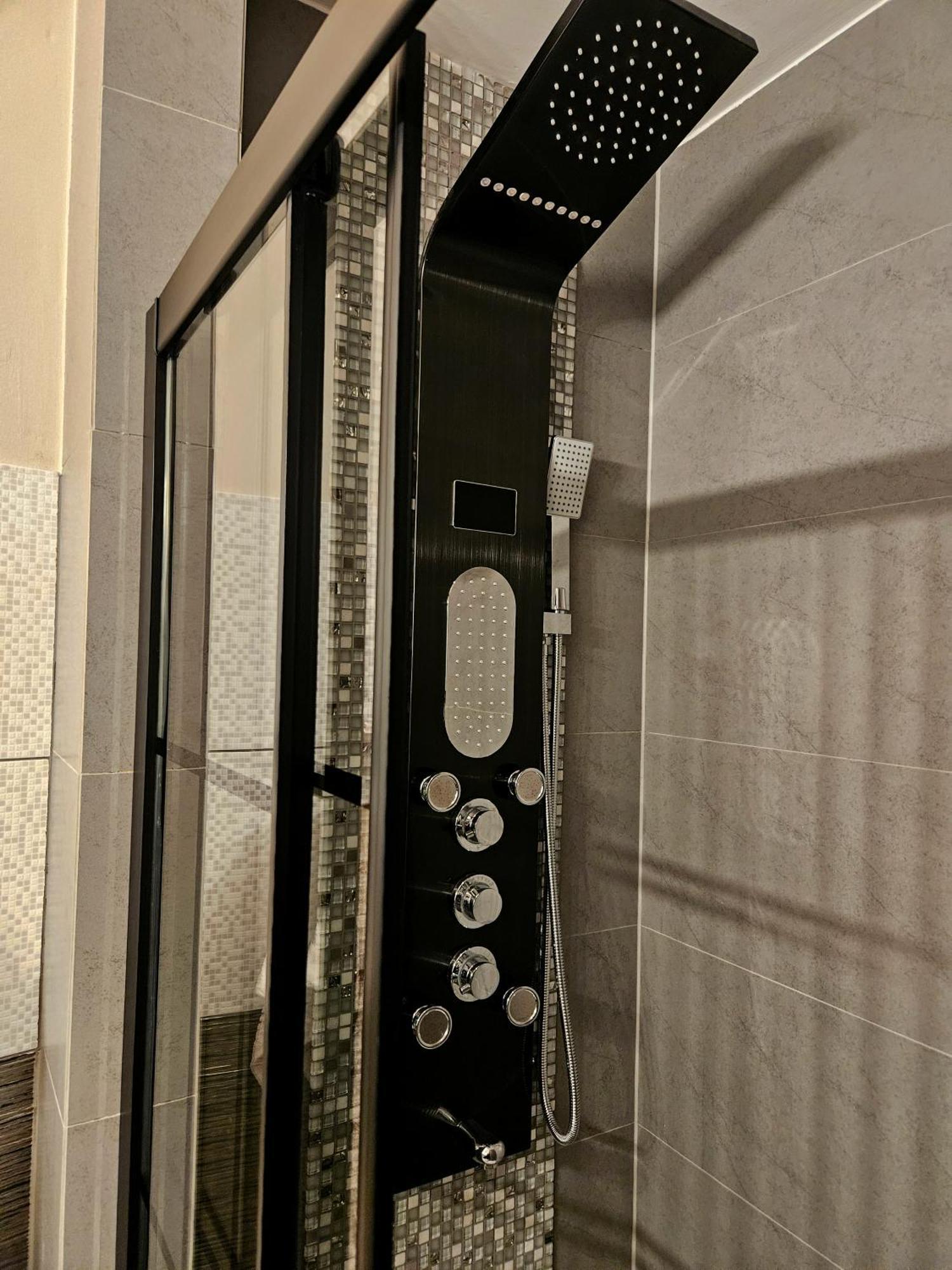 Sara -mikolajska - Rynek - Netflix Hydromassage Apartment *